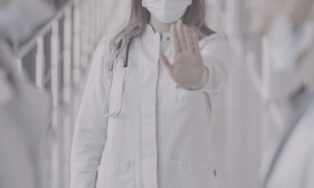 Paulina Bravo: «Esta crisis devela la mirada paternalista con la que ha funcionado el sistema de salud»